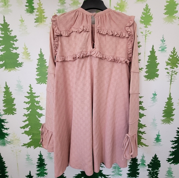 Bianca Balti Wonderland Maternity Dress Top. - Picture 2 of 13